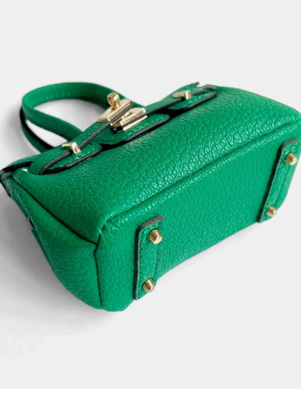 N/A faux leather